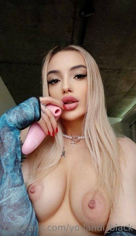 yo landi black OnlyFans Mega