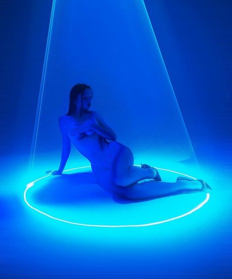 PrincessYana Oben ohne OnlyFans