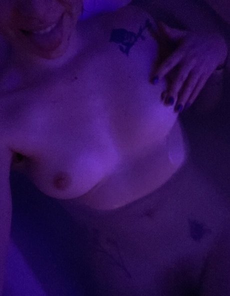 Sexkitteh OnlyFans Strip