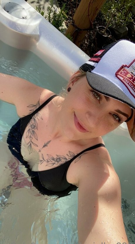 danielle 888 OnlyFans Fotos