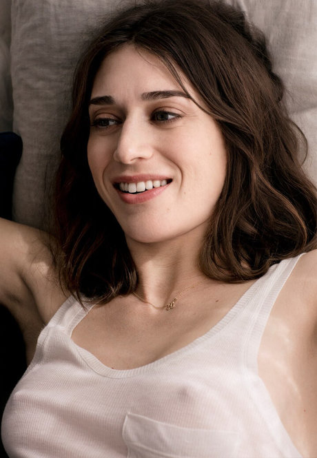 Lizzy Caplan OnlyFans öffentliche Fotos OnlyFans