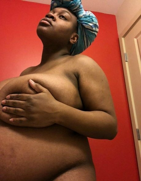 freakythickums Nackt auf OnlyFans Leaks