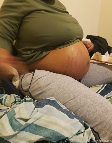 freakythickums Nacktbilder von OnlyFans geleakt