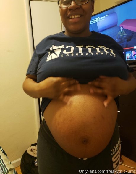 freakythickums Leaked Porn OnlyFans