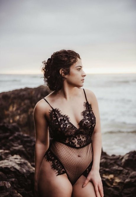 elonababyy OnlyFans-Model