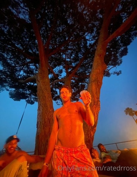 ratedrross OnlyFans explizite Inhalte