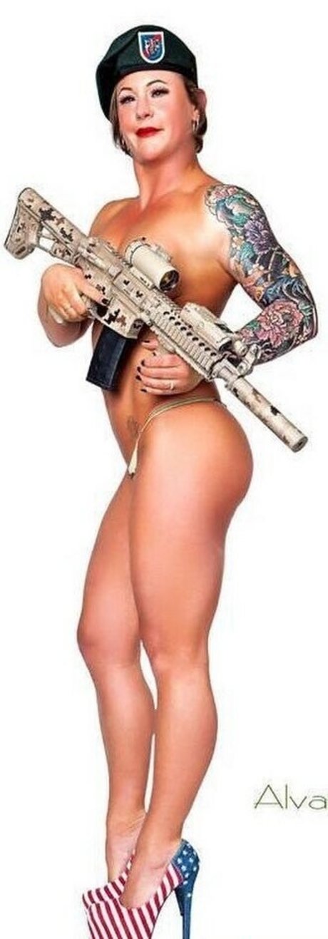 Girls With Guns OnlyFans Nackt