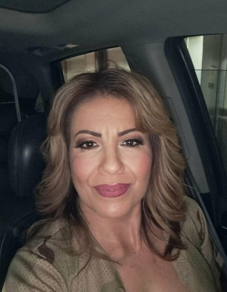 Mexymilf Nackt auf OnlyFans