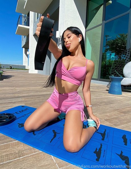 asiatische berühmte onlyfans schön XXX Content