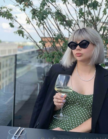 arianabird OnlyFans Pornografie gratis