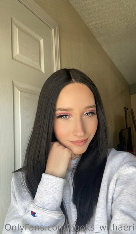 books withaeri Nackt OnlyFans