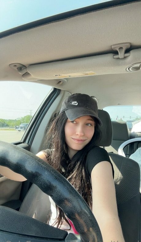 books withaeri Nacktbilder-Leaks von OnlyFans