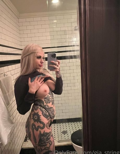 Gia String Nacktpornos auf OnlyFans