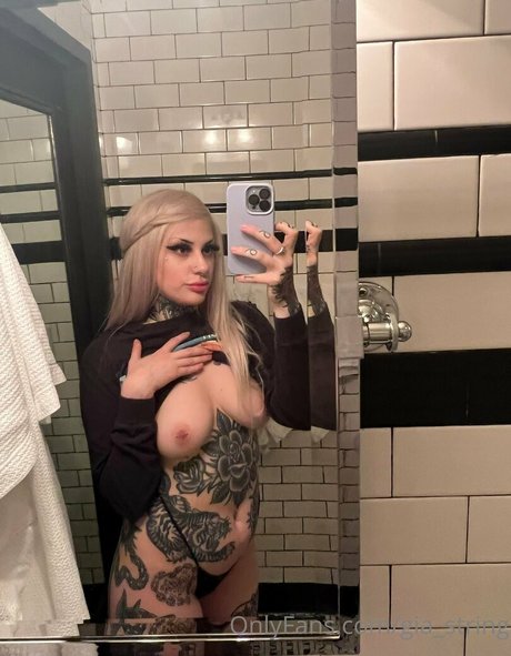 Gia String Leaked OnlyFans Fotos