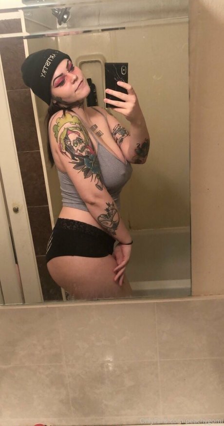 doing peachy OnlyFans-Pornos