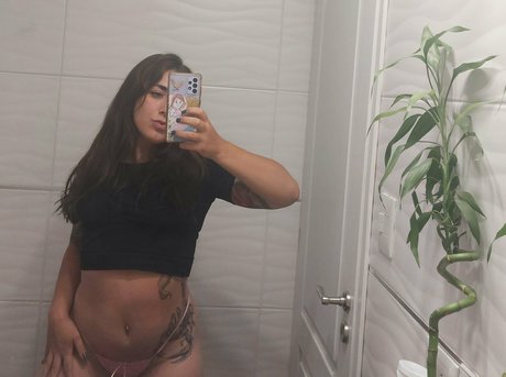 ursoftbee Leaked OnlyFans Nacktbilder