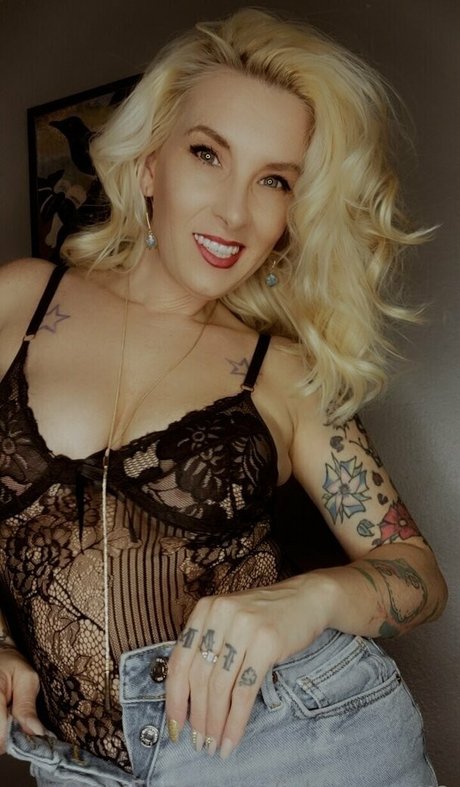 j lynn xoxo OnlyFans X