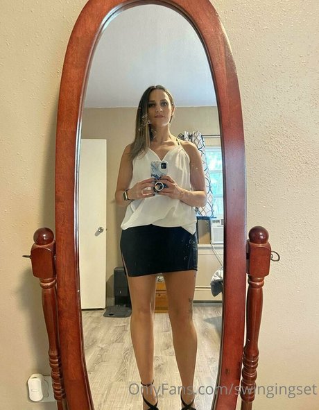 swingingset OnlyFans-Leaks