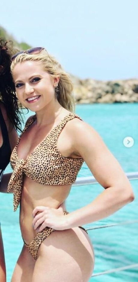 Bee Pruzinsky Nacktbilder geleakt OnlyFans Nacktporno