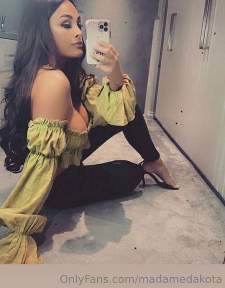 madamedakota Nacktbilder von OnlyFans geleakt