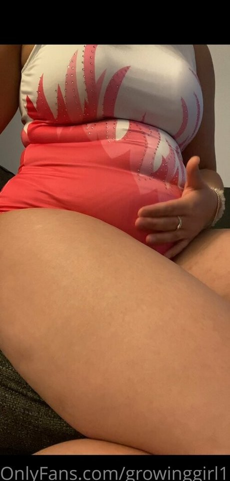 growinggirl1617 OnlyFans Nacktbilder