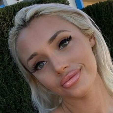 itshollyday Po OnlyFans