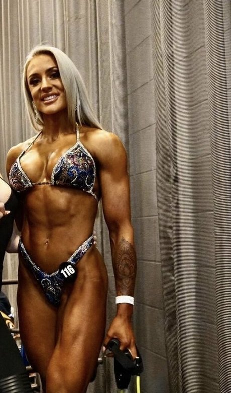 musclebarbie001 OnlyFans Sextape geleakt