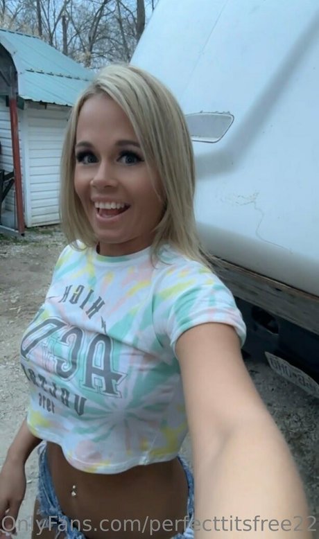 perfecttitsfree22 OnlyFans-Bilder