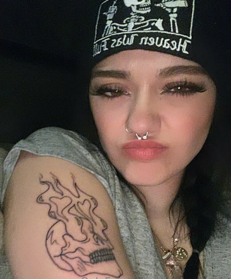 blue emofree Nacktbilder OnlyFans Leaks