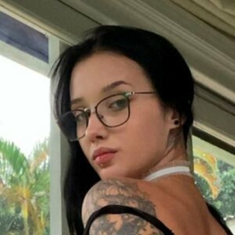 wine flame Nacktbilder OnlyFans