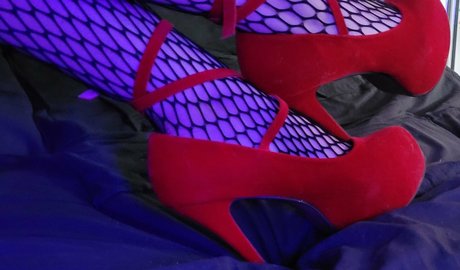 blubodygloss Nacktbilder auf OnlyFans