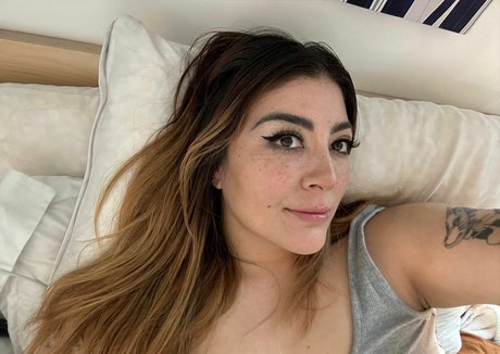 Ashlynn Arias OnlyFans schlank