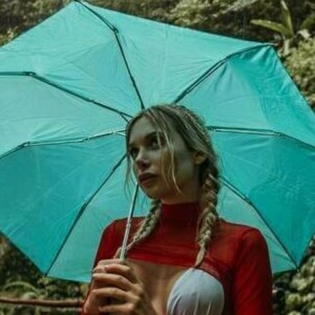 chloe rr Oben ohne OnlyFans