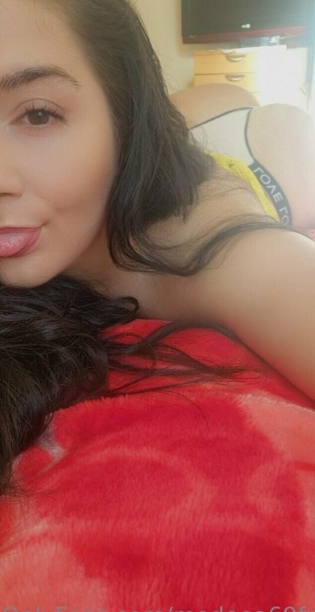 medeea69free OnlyFans Model Bilder