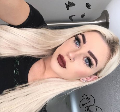 schwanzlutschen nur fans sexy Nacktbilder Porträt