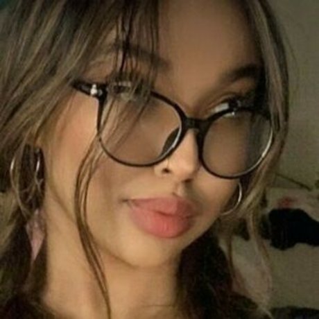 Savii OnlyFans Lesbisch