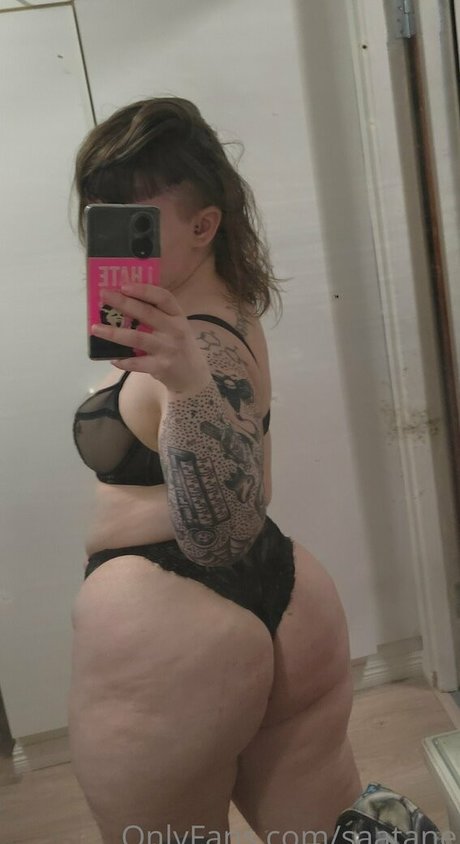 saatane Nackt OnlyFans