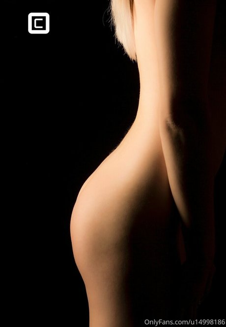 naked eve Sex auf OnlyFans