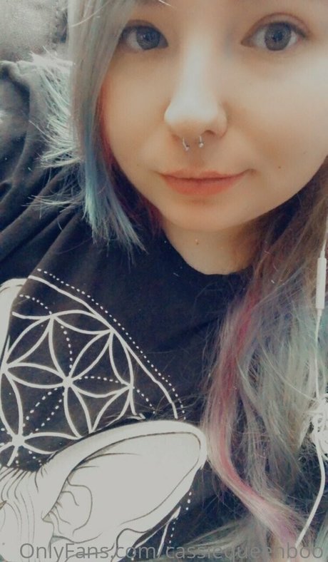 cassiequeenboo OnlyFans Nacktbilder