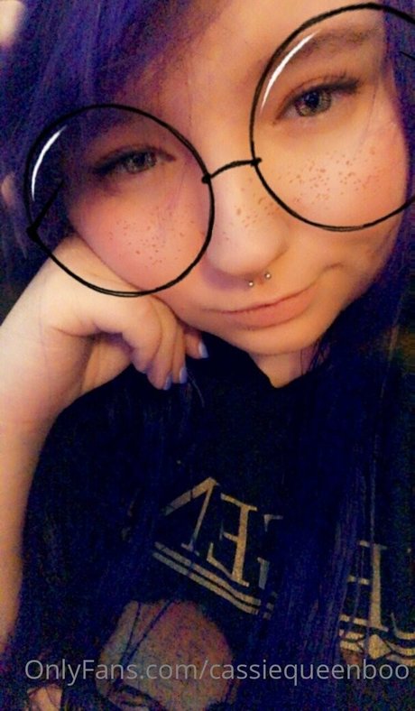 cassiequeenboo Kostenloses OnlyFans