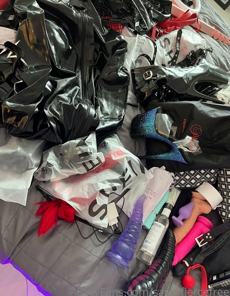 novathenerdfree OnlyFans XXX