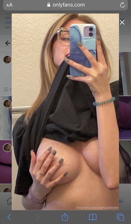 alannanikolee Nacktbilder OnlyFans Leaks