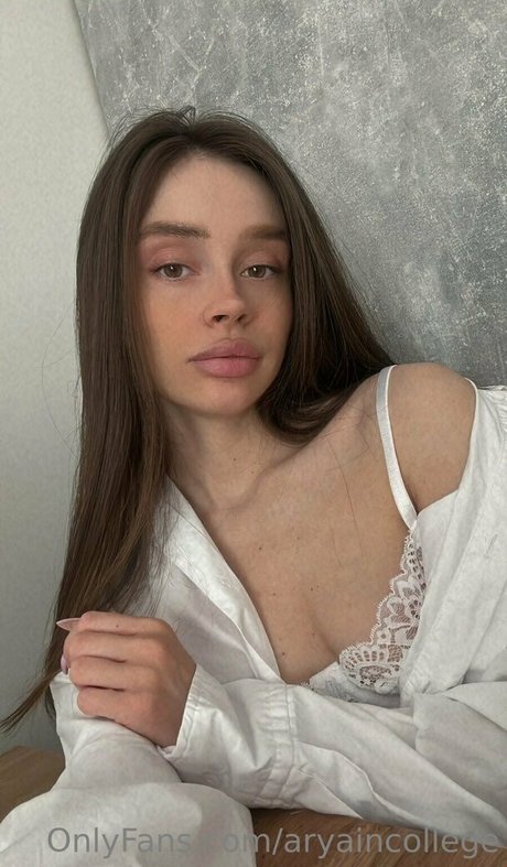 aryaincollege Nackt auf OnlyFans