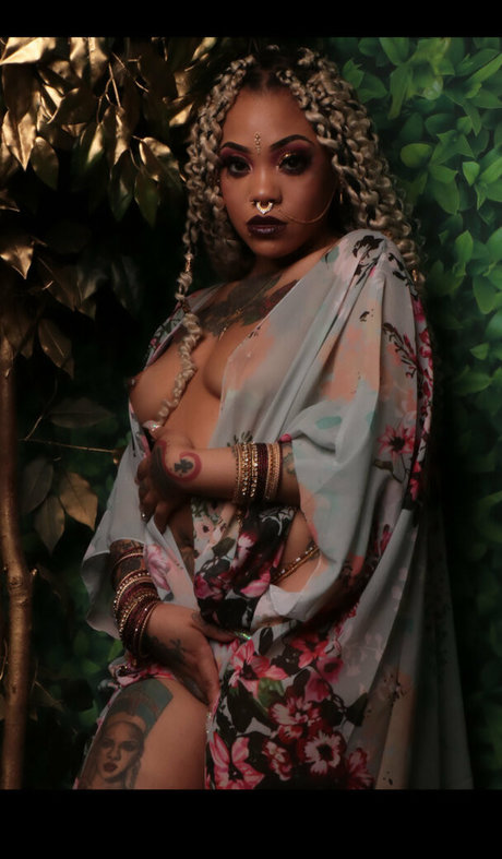 rebelliouschantele Leaked OnlyFans Fotos