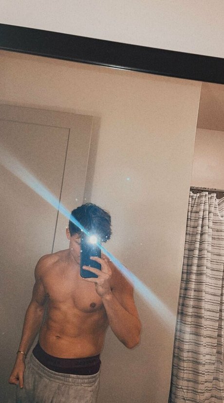 itsjustparker Bilder OnlyFans