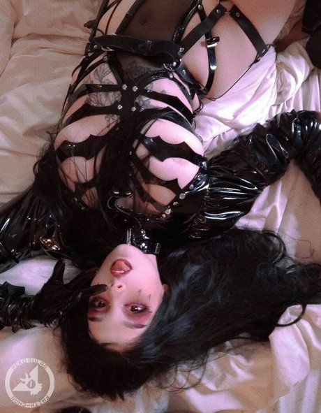 Faith chan OnlyFans Mega