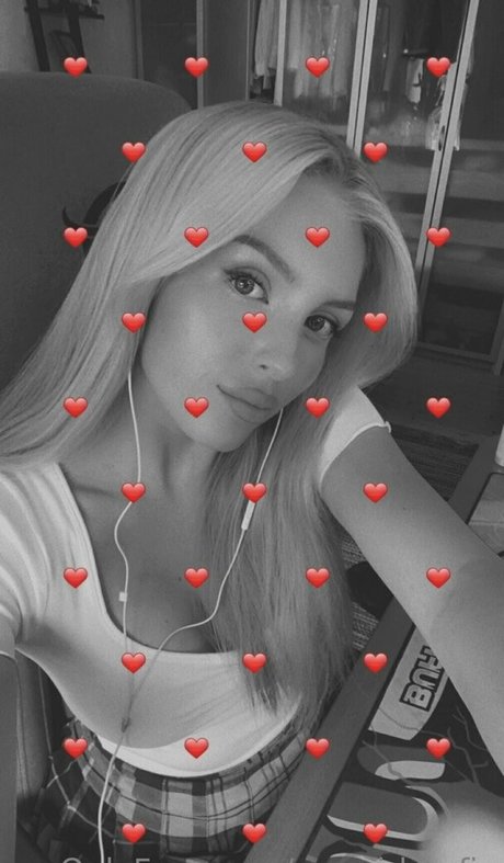 swegirlmafia Nacktpornos von OnlyFans geleakt