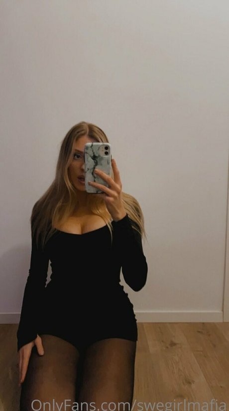 swegirlmafia Porn OnlyFans Leaks