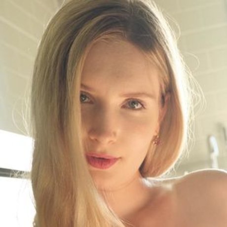 Lily Hart OnlyFans