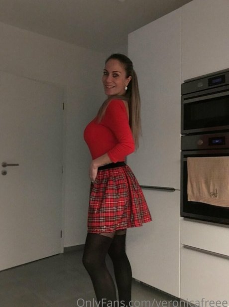 veronicafreee OnlyFans Model Bilder